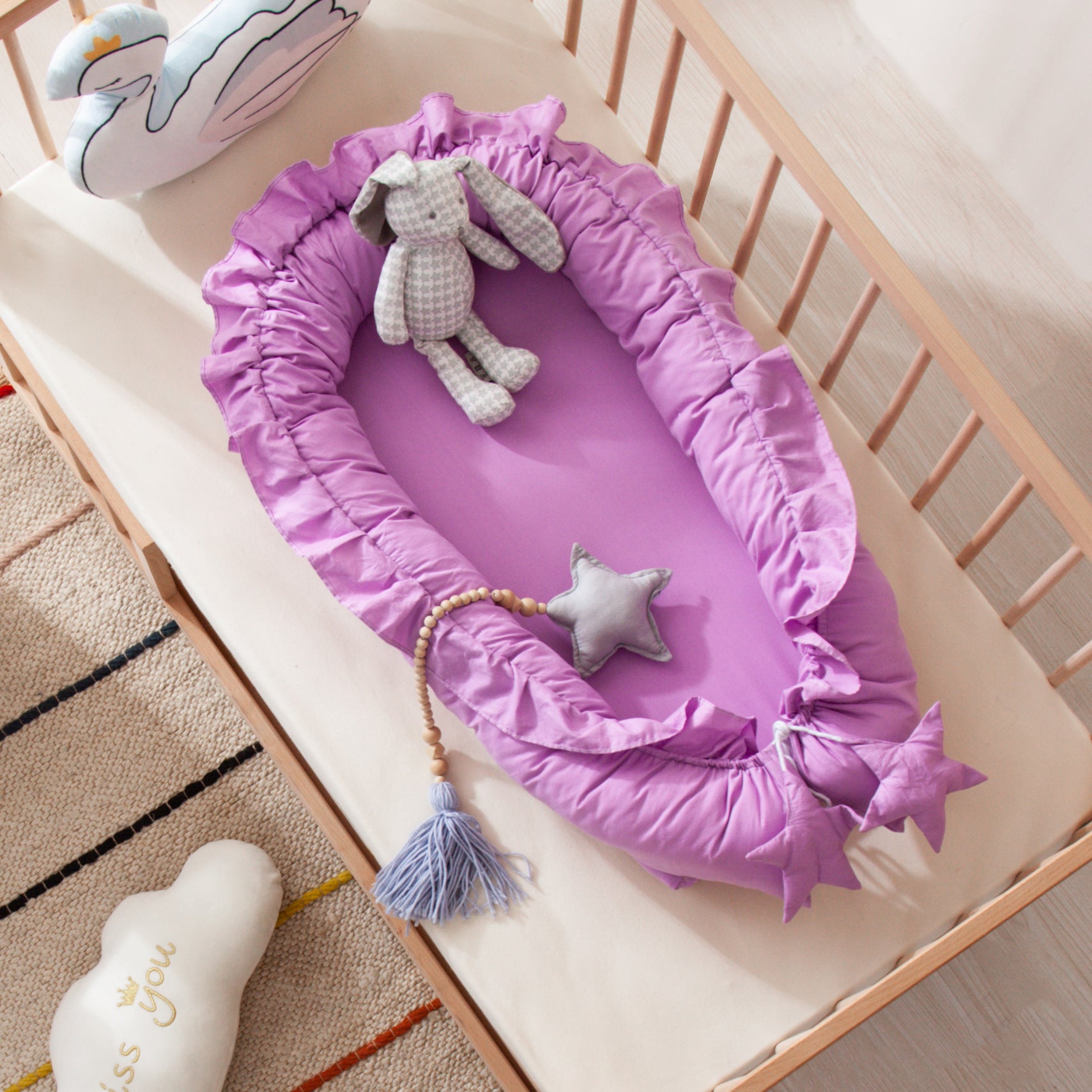Ruffle Baby Travel Nest Lounger Crib Portable Cocoon Bionic with Pillow